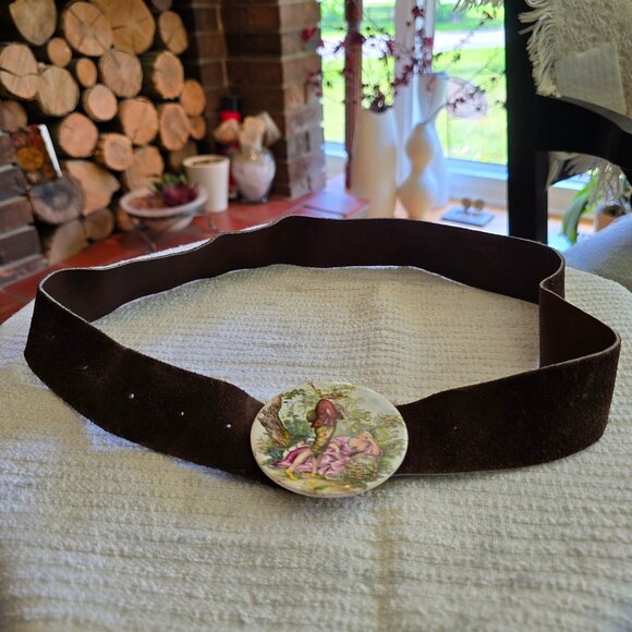 Vintage Accessories - Vintage Sueded Belt with Victorian Romantic Couple Depiction Buckle